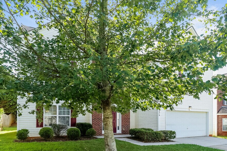 Building Photo - 3314 Hendricks Chapel Ln