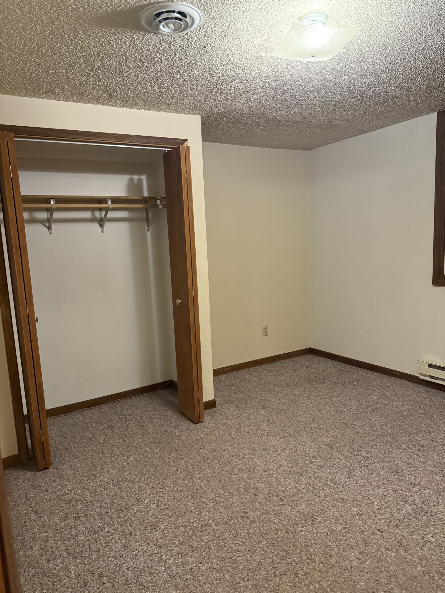 Building Photo - 26097 468th Ave