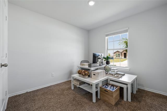 Building Photo - 904 Glover Dr
