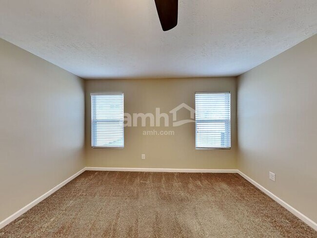 Building Photo - 3524 Boxelder Wy
