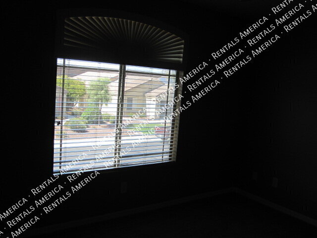 Building Photo - 12047 W Dos Rios Dr