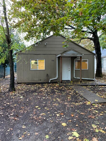 Building Photo - 7761 SE Otty St