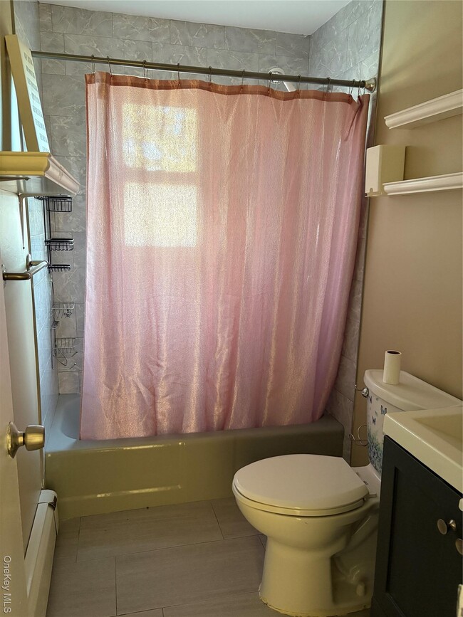 Building Photo - 475 Marconi Blvd