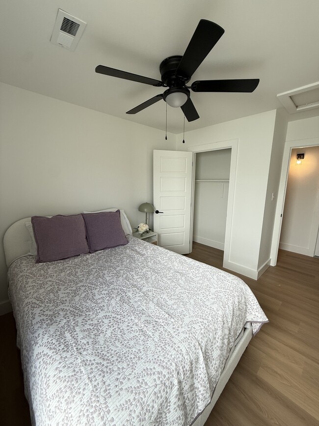 Building Photo - 1172 W Cato Springs Rd