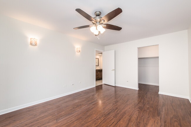 Building Photo - 5961 North East Circle Avenue