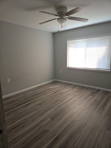 Bedroom 2 - 2915 Bayview Blvd