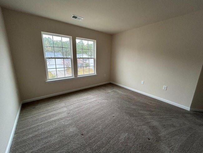 Building Photo - 283 Hampton Park Cir