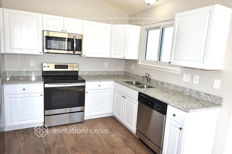 Building Photo - 4101 S Lewiston Cir