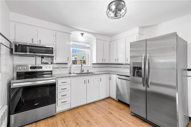 Building Photo - 111 Canna St