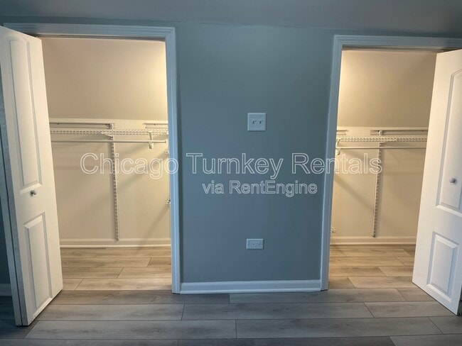 Building Photo - 1927 S Morgan St