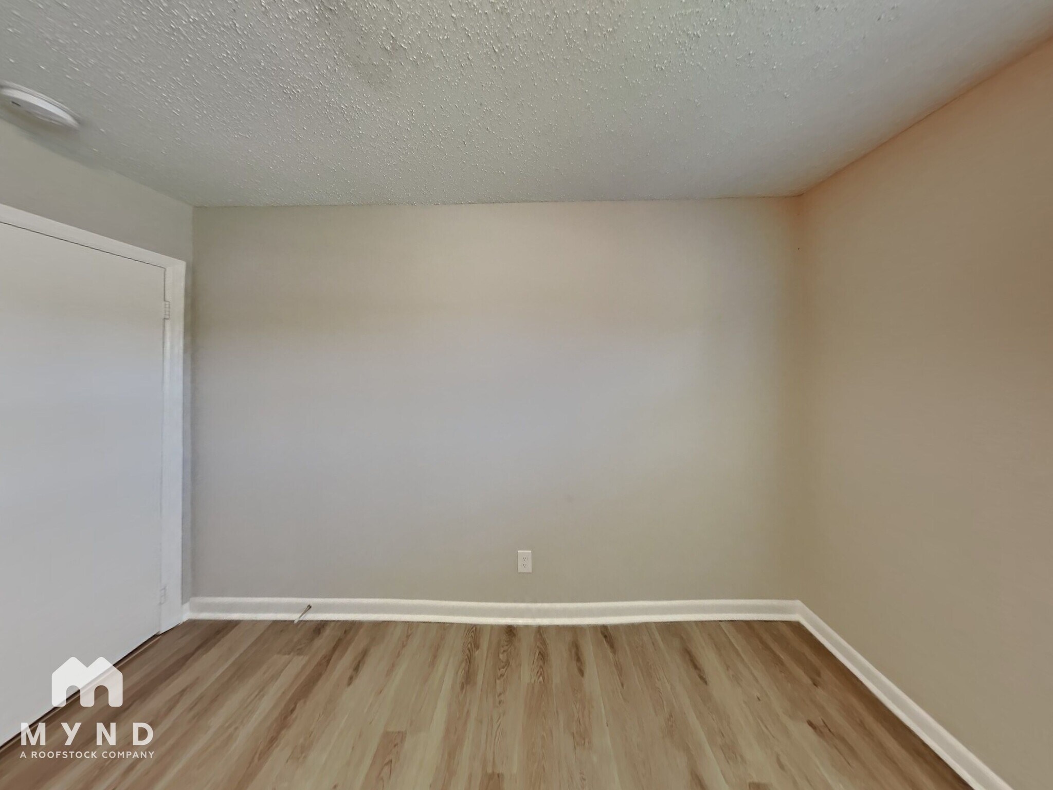 Building Photo - 1835 Mountainbrook Dr