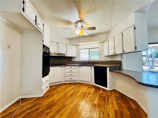 Building Photo - 30025 Alicante Dr