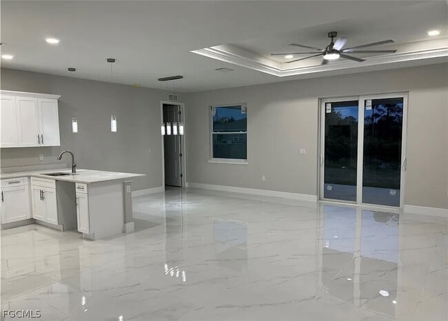 Building Photo - 2612 16th St W