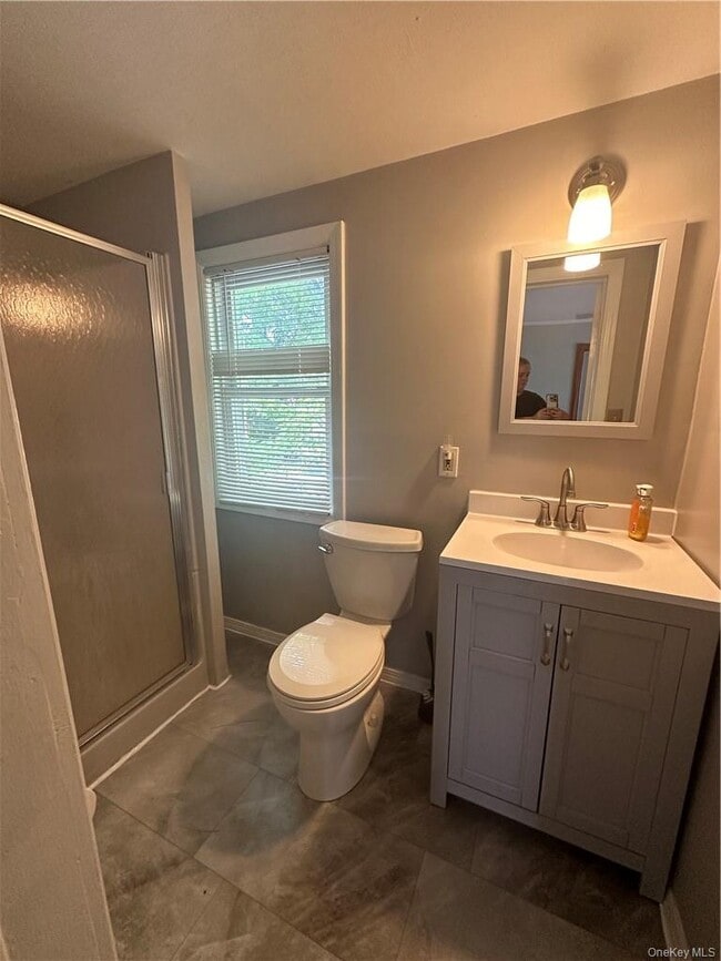 Building Photo - 20 Van Buren St