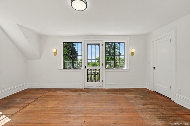 Building Photo - 53 Cortlandt Ave