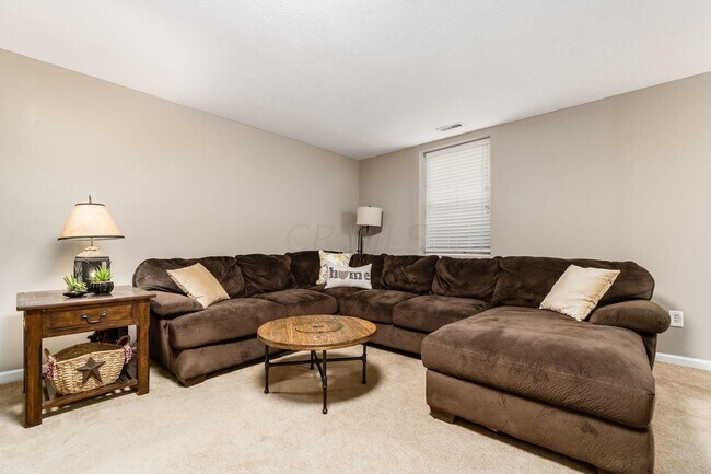 Building Photo - 8196 Echo Spring Dr