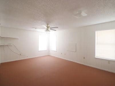 Building Photo - 1010 E Reno Rd