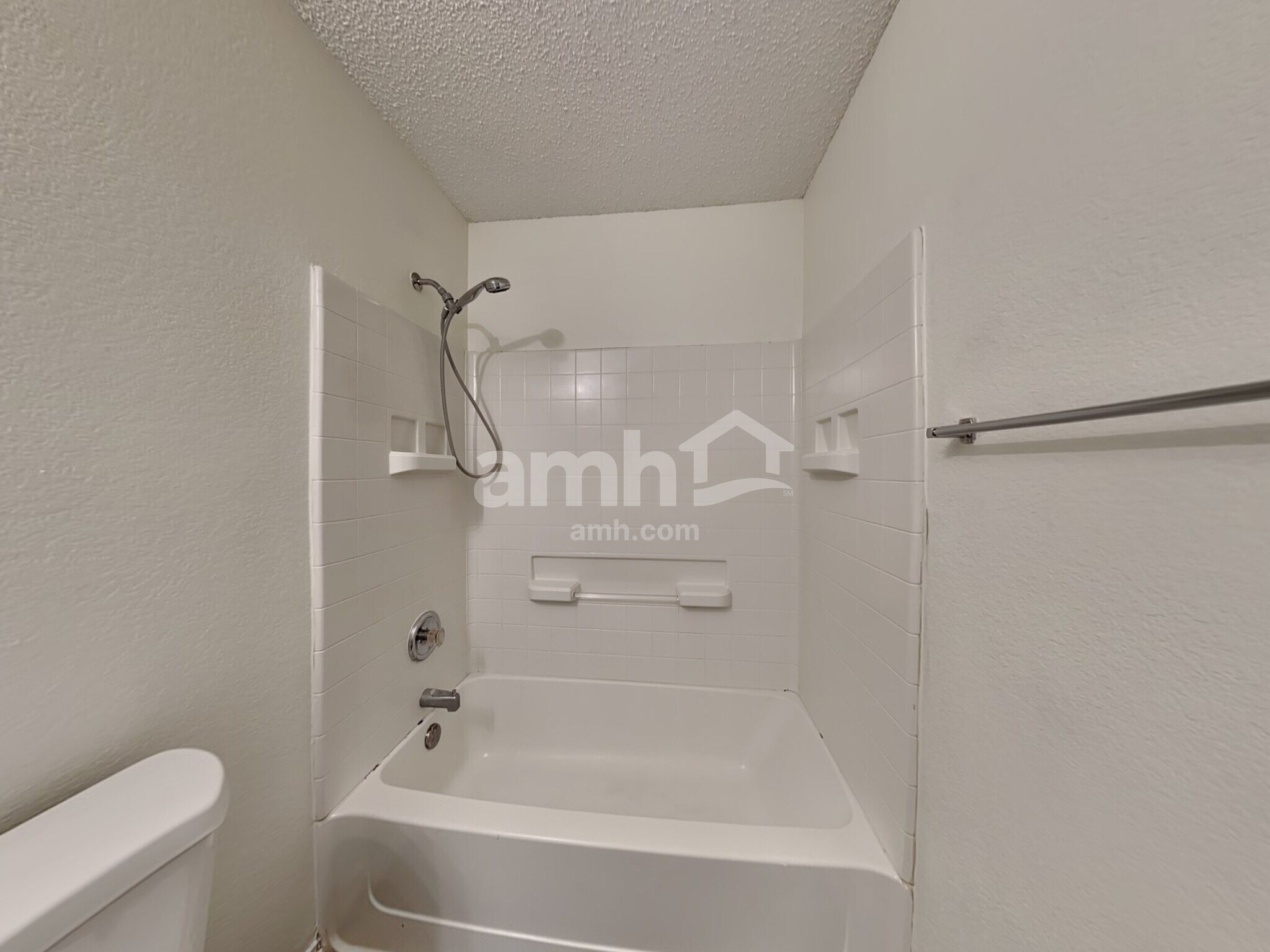 Building Photo - 10136 High Eagle Trail