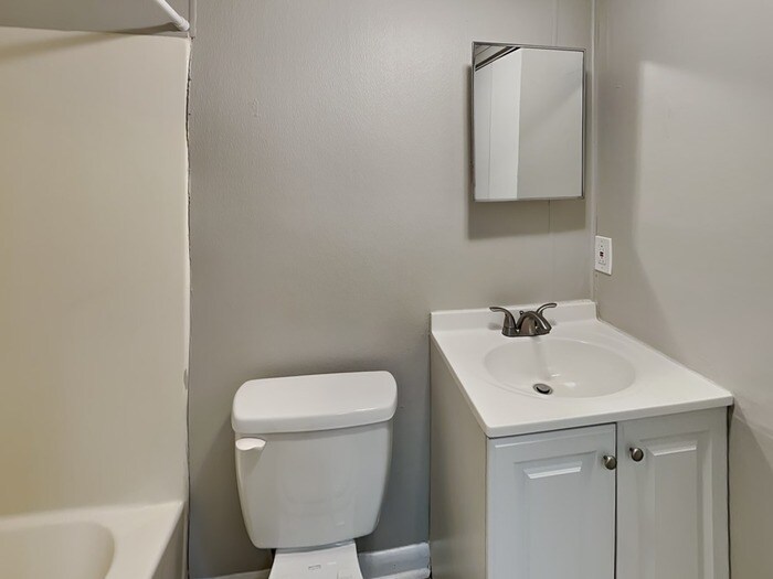 Building Photo - 7090 Winkfield Pl