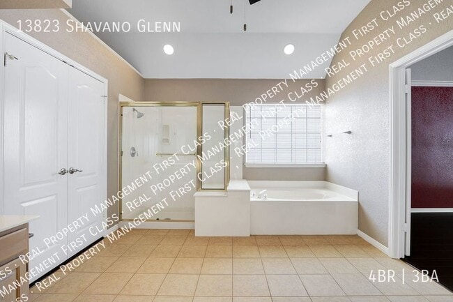 Building Photo - 13823 Shavano Glenn