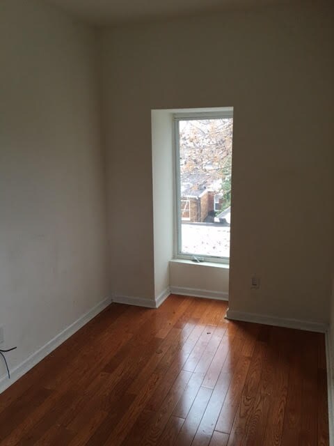 Building Photo - 674 N 34th St