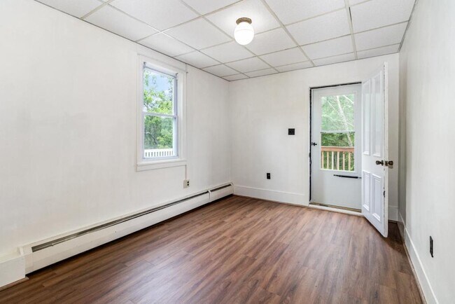 Building Photo - 8053 Spring Rd