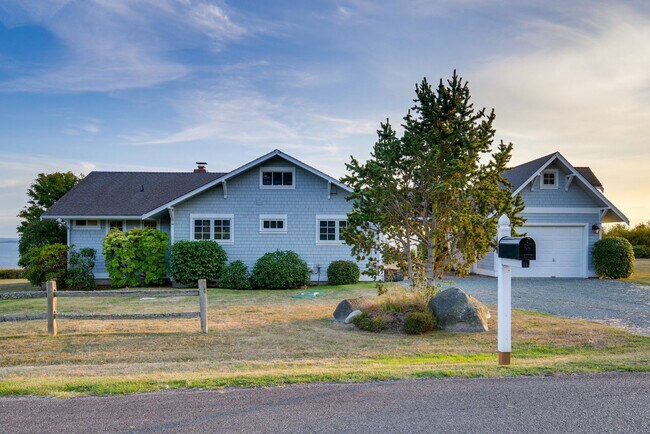 Building Photo - 474 Vista Rd
