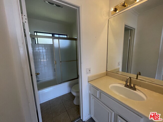 Building Photo - 26668 Seagull Way