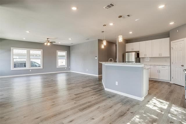 Building Photo - 1117 E Cantey St