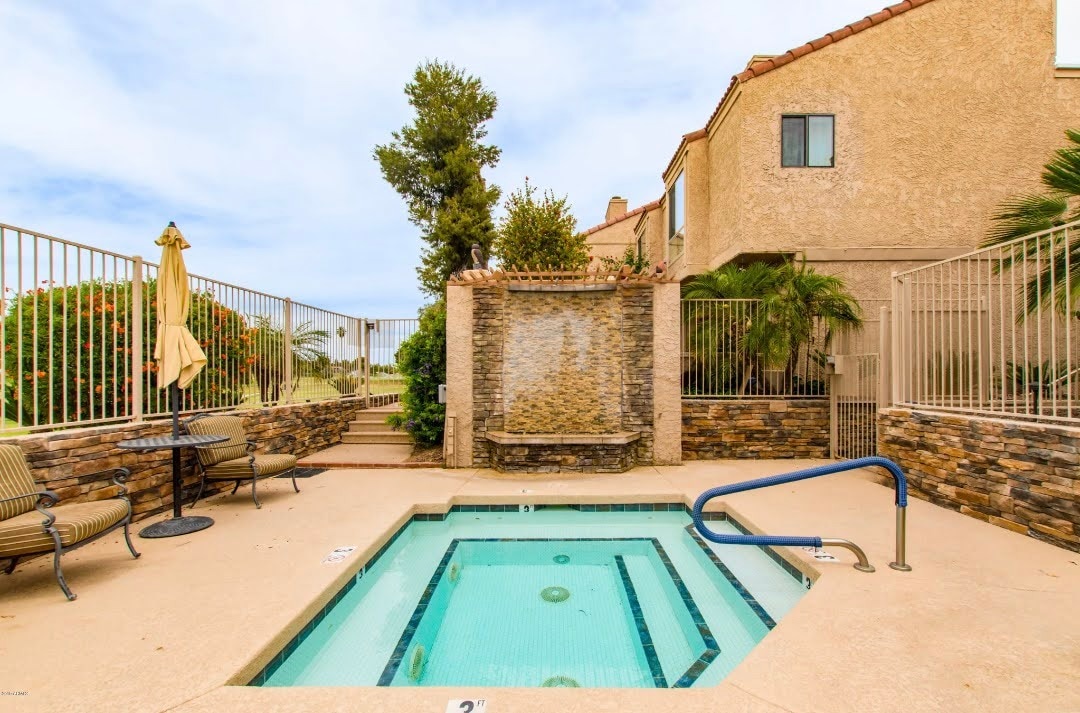 Hot Tub - 7910 E Thomas Rd