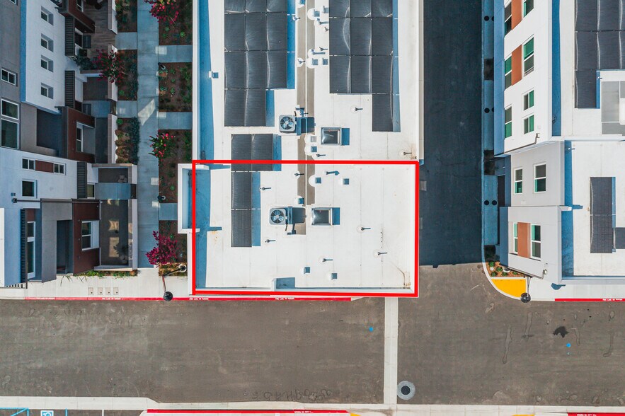 Building Photo - 609 S Lyon St