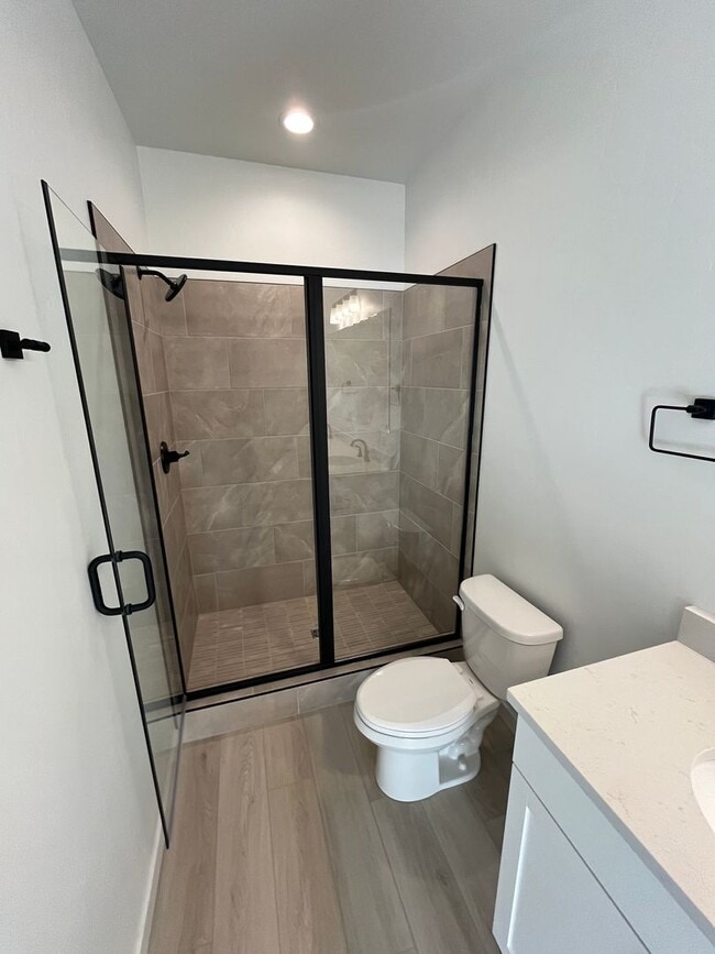 Building Photo - BRAND NEW 3 Bed 2.5 Bath Townhome