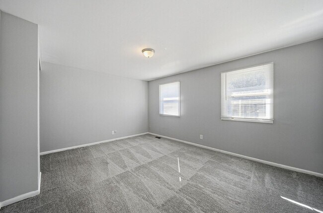 Building Photo - 2301 Jefferson Ave