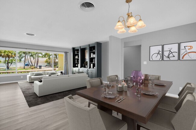 Building Photo - MAXIMO MOORINGS 3/2/2 HOME NEAR ST. PETE B...