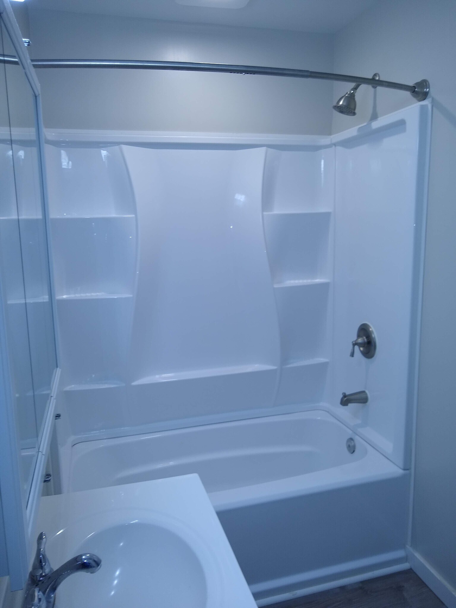 Building Photo - 19 Sheffield Ave