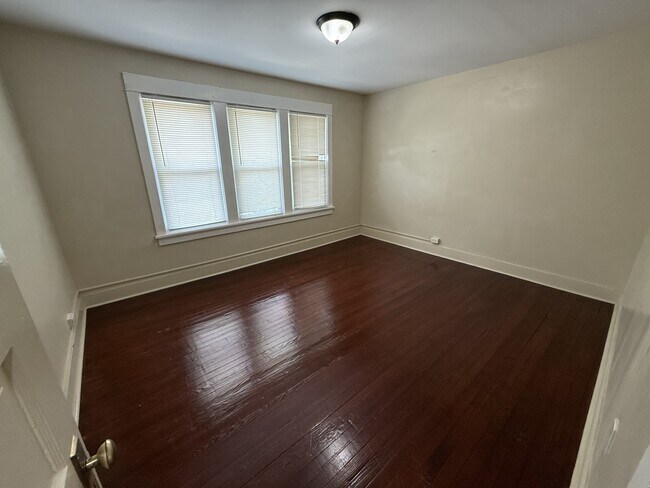 Building Photo - 2445 43rd St