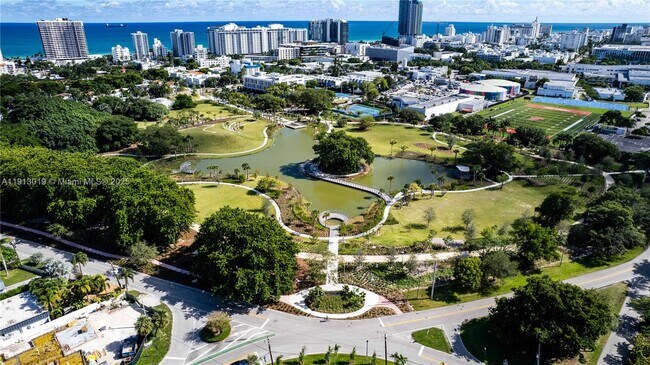 Primary Photo - 2416 Flamingo Dr