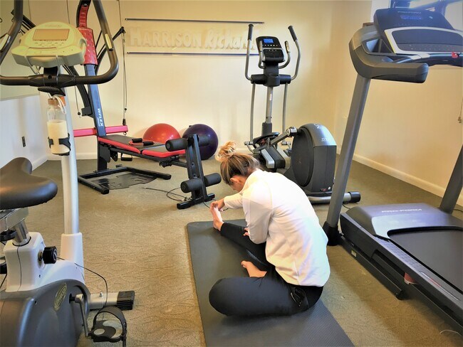 Building Photo - 116 E Montgomery Ave