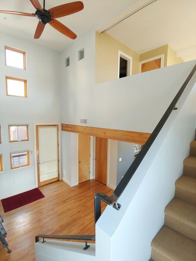 Building Photo - 801 Confidence Dr