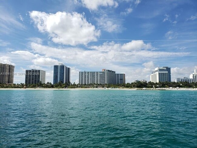 Building Photo - 2899 Collins Ave