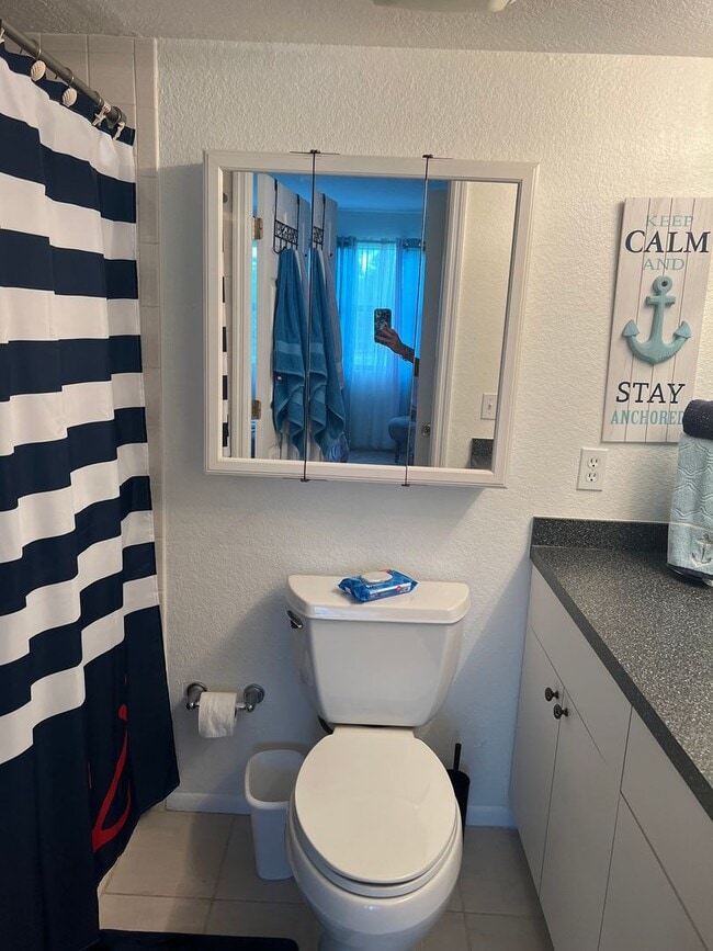 Building Photo - Seasonal 2/2 condo at Sandhill Pines