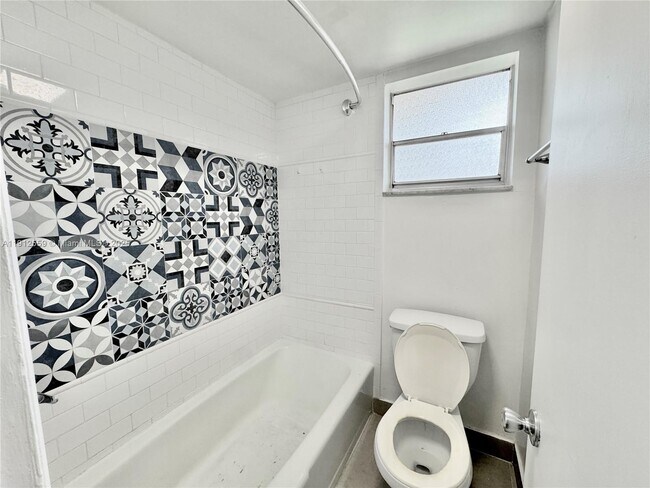 Building Photo - 14901 SW 4th St