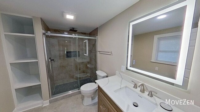 Building Photo - 9 Ratcale Ln