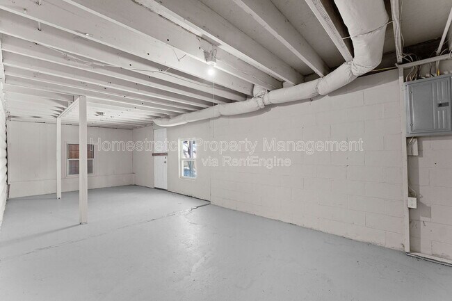 Building Photo - 8129 St Charles Ln
