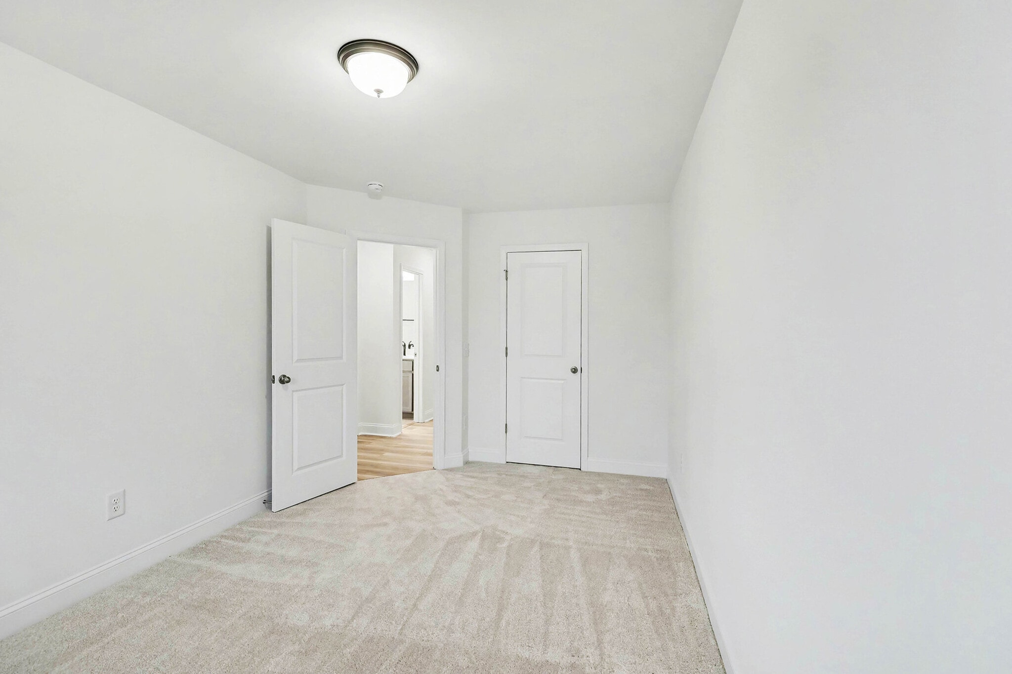 Building Photo - 2911 Herringbone Rd