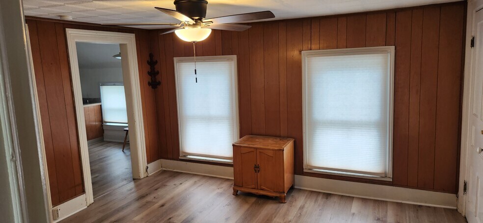 Dining room - 326 Niagara St