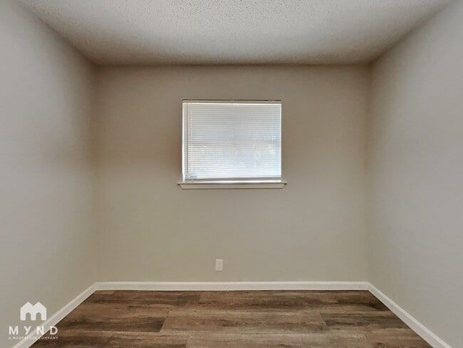 Building Photo - 5213 Wendel Dr