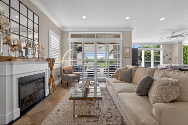 Building Photo - 9225 Delemar Ct