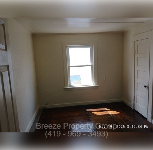 Building Photo - 2145 Dorr St