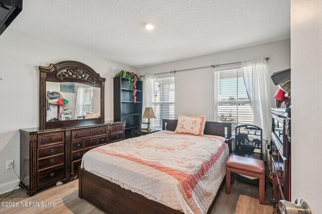 Building Photo - 13220 Cameron Vly Ct